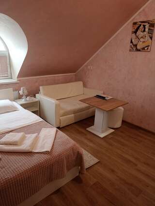 Гостиница Надежда Таганрог Апартаменты-студия-11