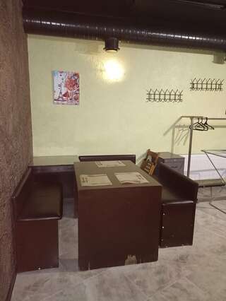 Гостиница Надежда Таганрог Кровать в общем 8-местном номере-5