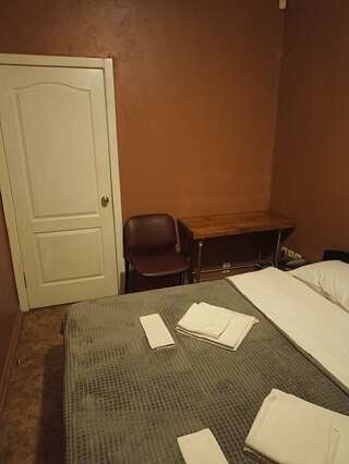 Гостиница Надежда Таганрог Апартаменты с 2 спальнями-9