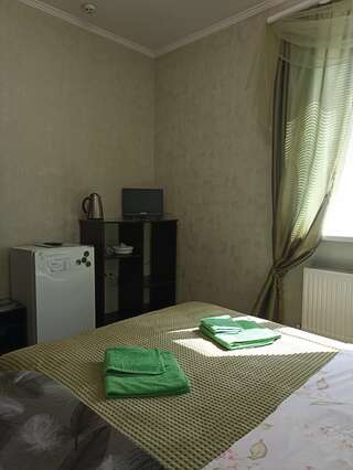 Гостиница Надежда Таганрог Полулюкс-14