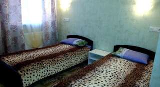 Гостиница Гостевой Дом Надежда Таганрог Двухместный номер с 1 кроватью или 2 отдельными кроватями-6
