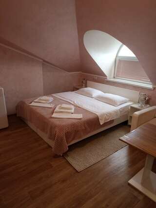 Гостиница Надежда Таганрог Апартаменты-студия-10