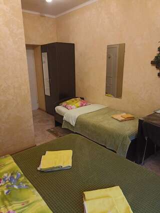 Гостиница Надежда Таганрог Полулюкс Делюкс-2
