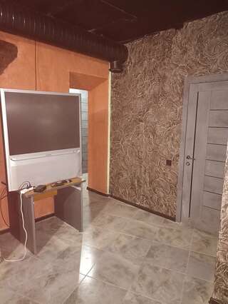 Гостиница Надежда Таганрог Кровать в общем 8-местном номере-4