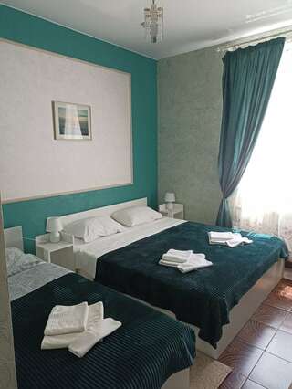 Гостиница Надежда Таганрог Полулюкс Делюкс-13