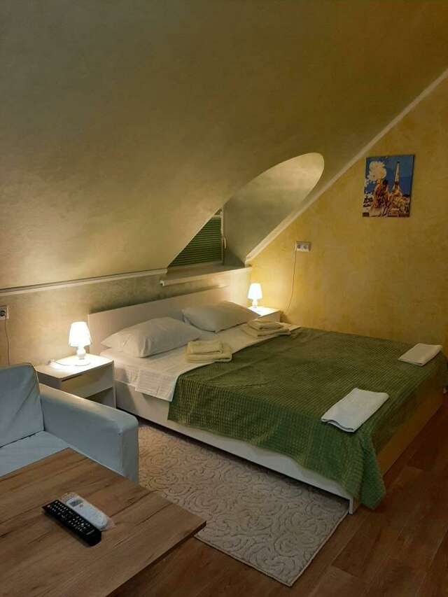 Гостиница Надежда Таганрог-97