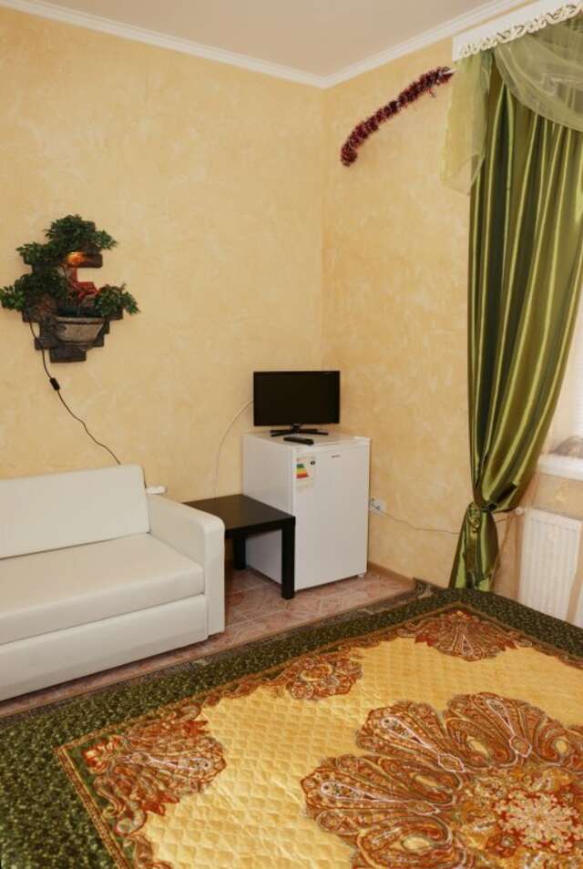 Гостиница Надежда Таганрог-105